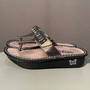 Alegria Chrome Sandals – Women’s 35 (US 5–5.5)